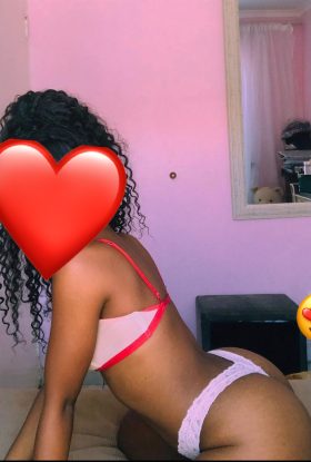 Larissa — photo 1